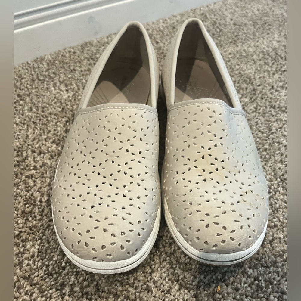 Clarks Cloudsteppers Breeze Emily Slip-On in Beige